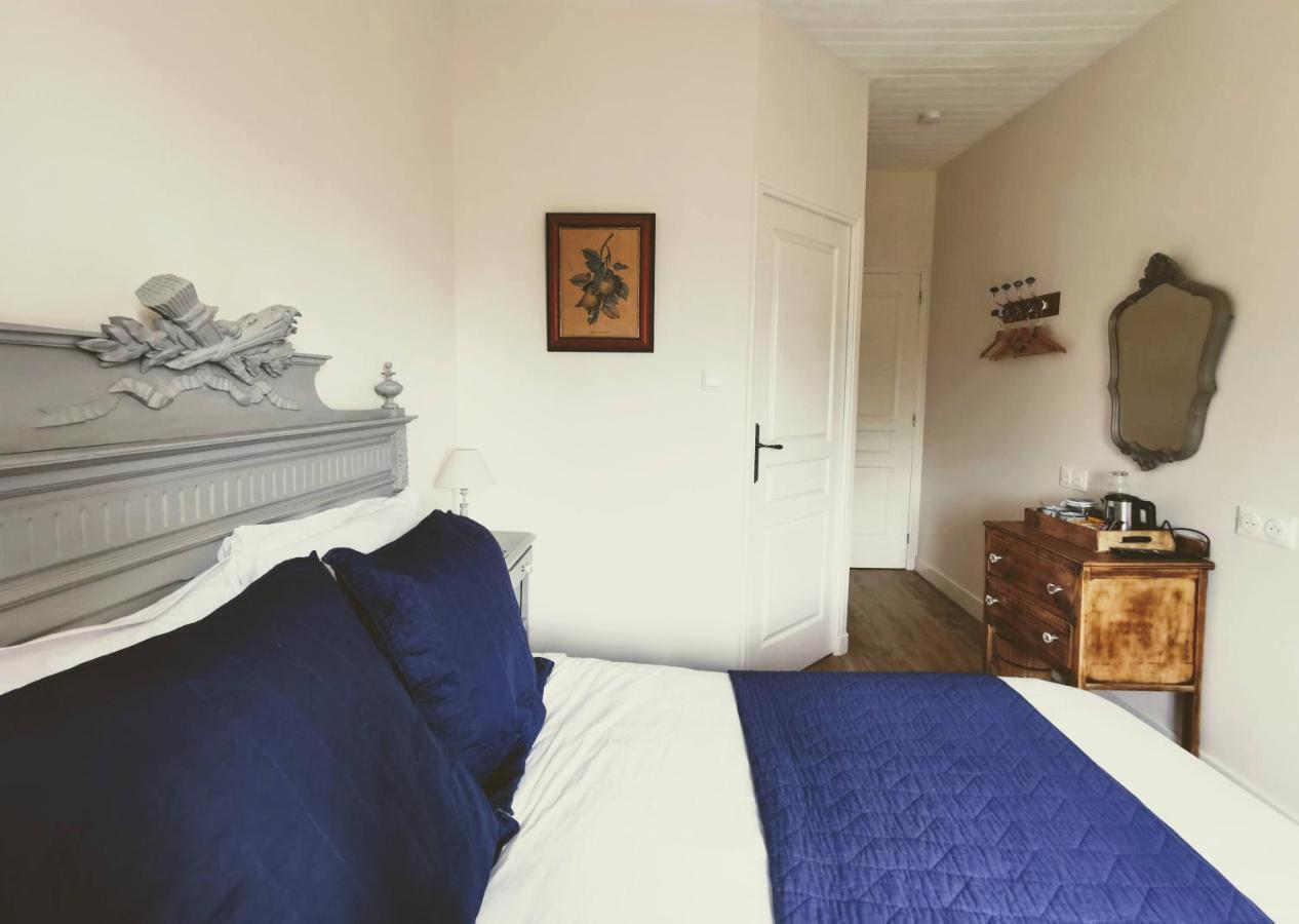 'Les Portes Bleues' Chambres D'Hotes Langourla Exterior foto